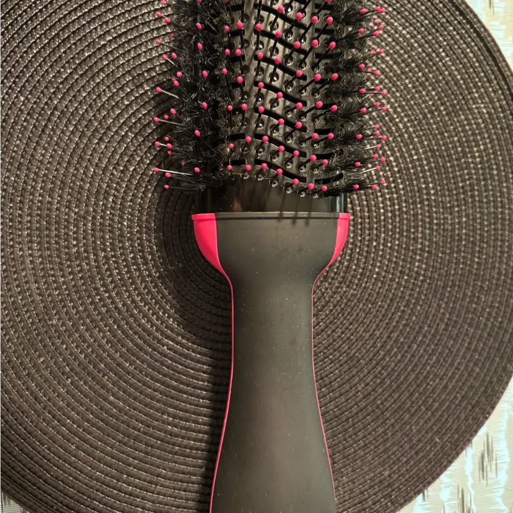 REVLON One-Step Volumizer, Blow Dryer - Picture 5 of 6